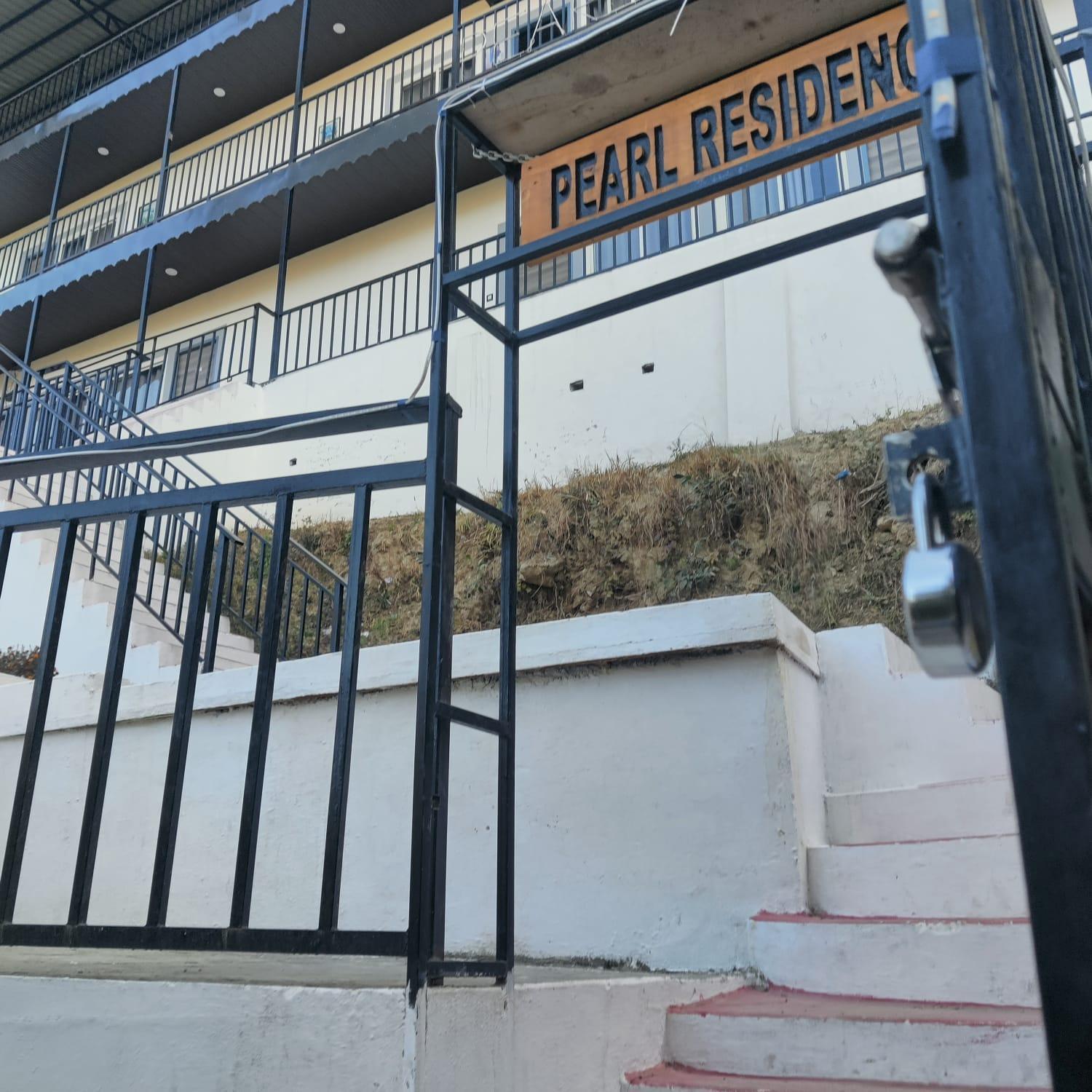 Hotel Pearl Residency Mukteshwar Ngoại thất bức ảnh